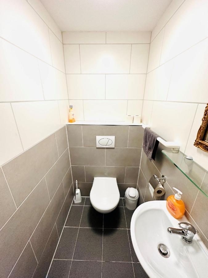 Loewen Unterkunft บราวน์ชไวก์ ภายนอก รูปภาพ